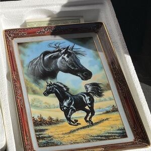 Decorative Horse Plate with Gold Accents